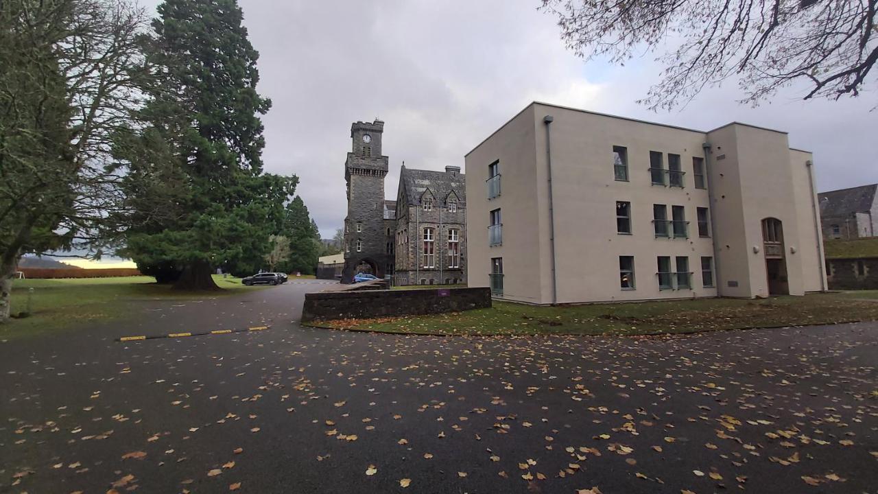 Raven Wing Apartments - Highland Club Scotland Форт-Огастус Екстер'єр фото