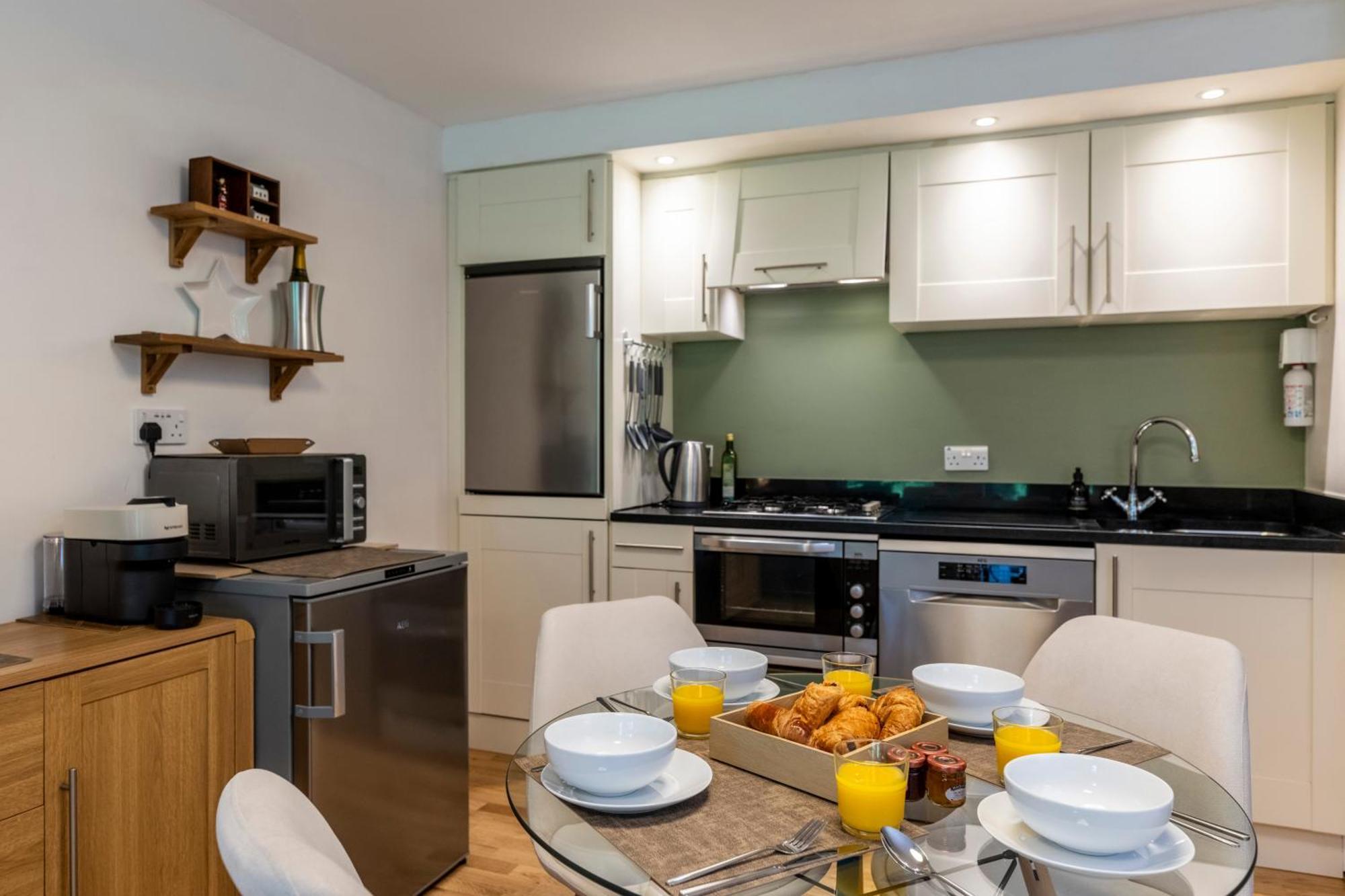 Raven Wing Apartments - Highland Club Scotland Форт-Огастус Екстер'єр фото